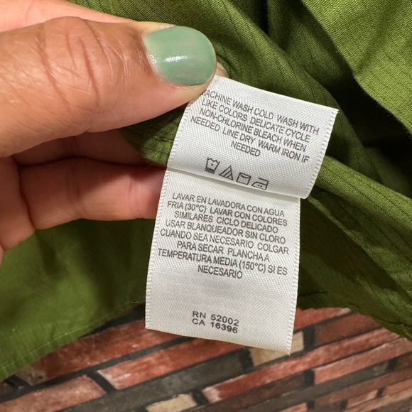 liz claiborne green blouse - Picture 8 of 8